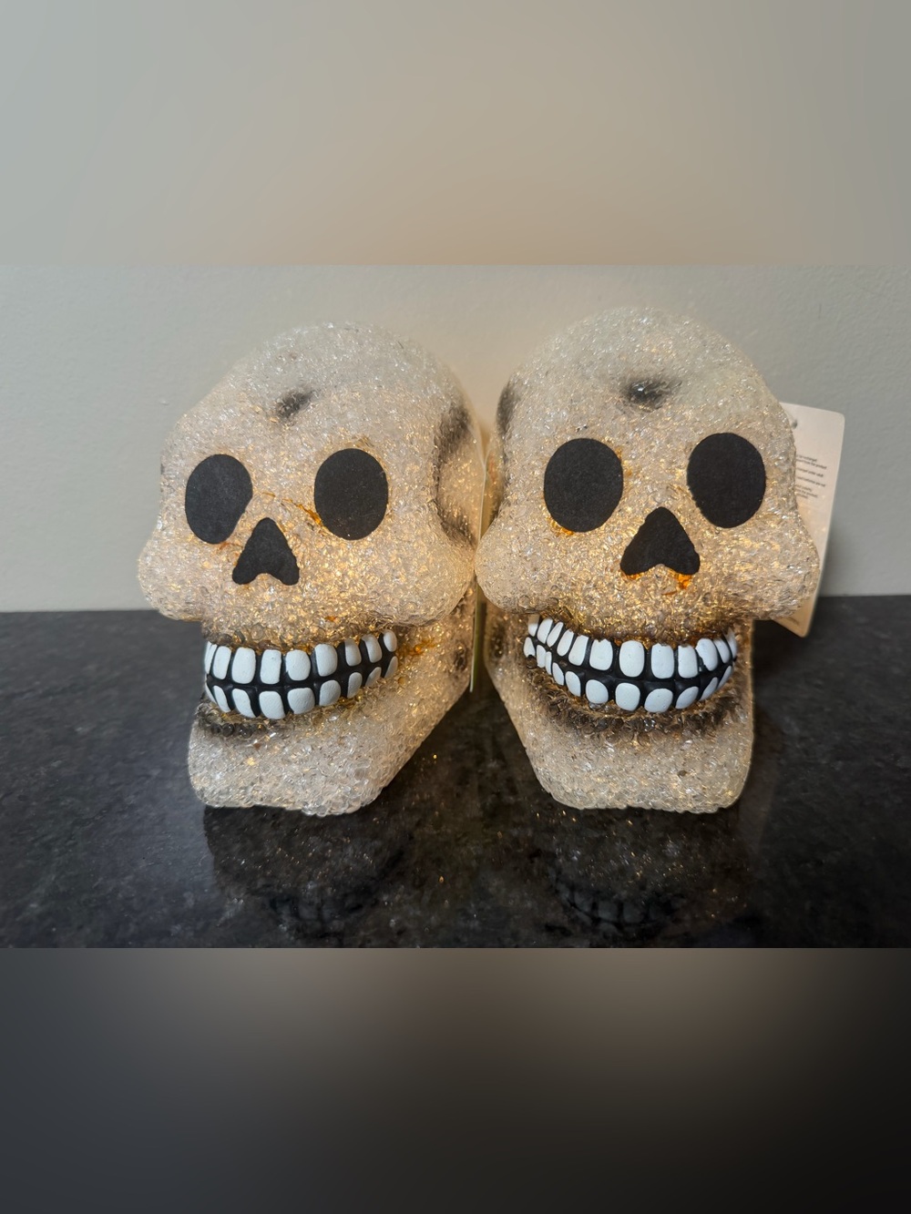 Vintage Style Halloween Light Up Sparkling Popcorn Plastic Skull Decor - WORKS
